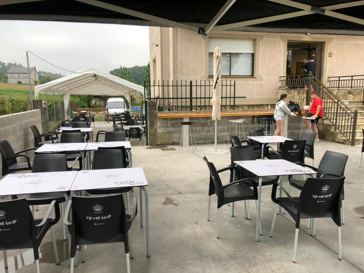 Pension Tasaga O Pino Esterno foto